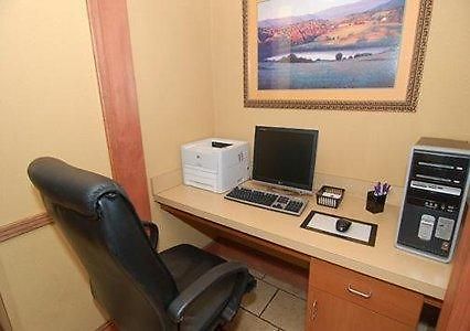 Sleep Inn & Suites Tupelo Buitenkant foto